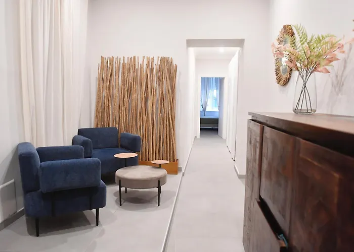 Chiaia 100 Rooms